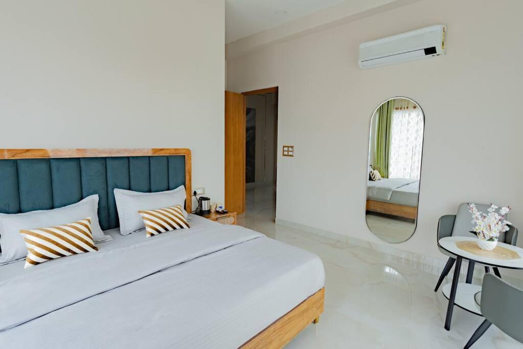 The Sage Villa - Luxury Homestay In Dehradun Buitenkant foto